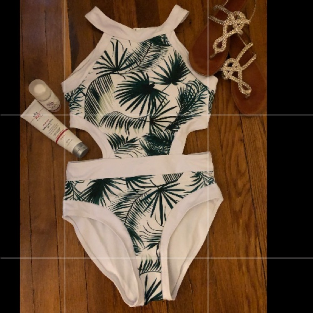 Swimsuit - Green and White Palm Leaves - Picture 1 of 3